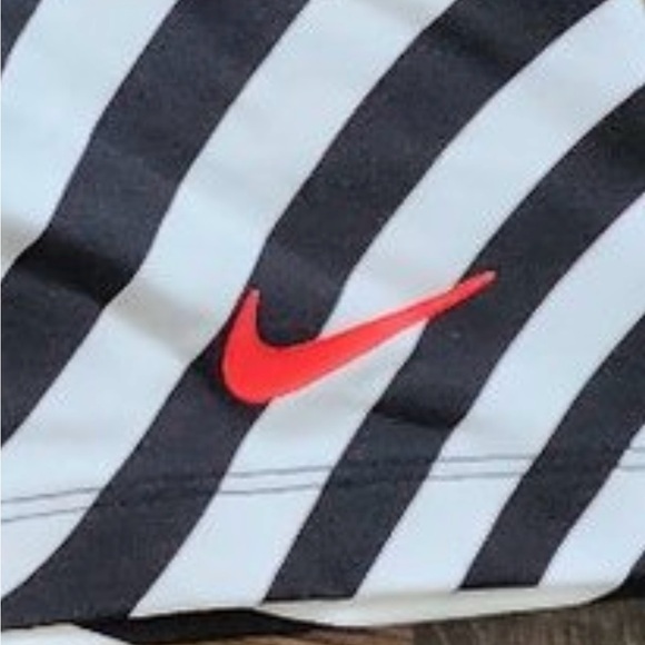 Nike Bike Shorts / workout shorts - size XL - Picture 5 of 5